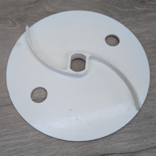 Robot Coupe - Discharge Sling Plate - 100062S  