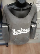  YANKEE WOMEN LONG SLEEVE Sweat Shirt XL