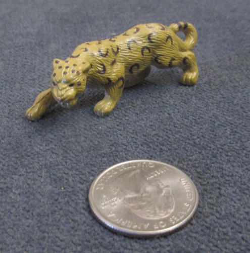 Vintage K Dot - SPOTTED LEOPARD Animal Figurine - 2¼" long