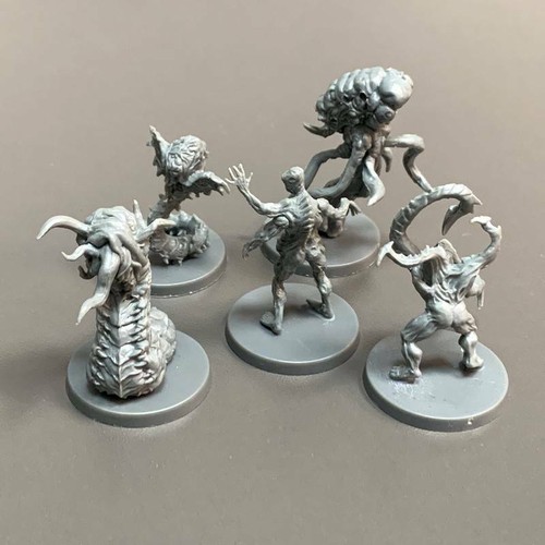 5 PIEZAS Monster Horror Mythos Miniaturas Deep Madeness Juego de Mesa Figuras Juguetes - Imagen 5 de 5