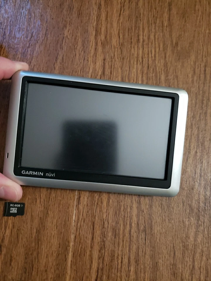 Garmin nüvi 1450 GPS W/ 8GB Sd Card Turns On But Goes Off Quickly Sold As Parts - Image 4 of 4
