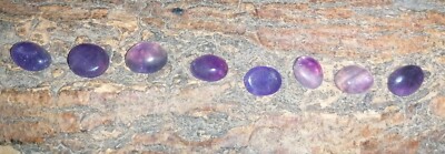 Amethyst polierte Kieselsteine Lot - 31,85 kt - lila durchscheinende Edelsteinkristalle