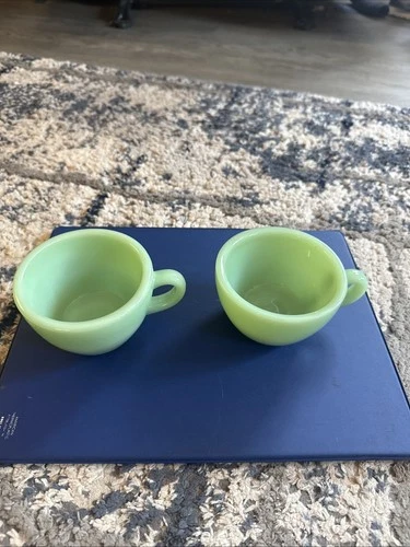 Set Of 2 Vintage Fire-King JANE RAY Jadeite Green Glass Coffee or Tea Cups