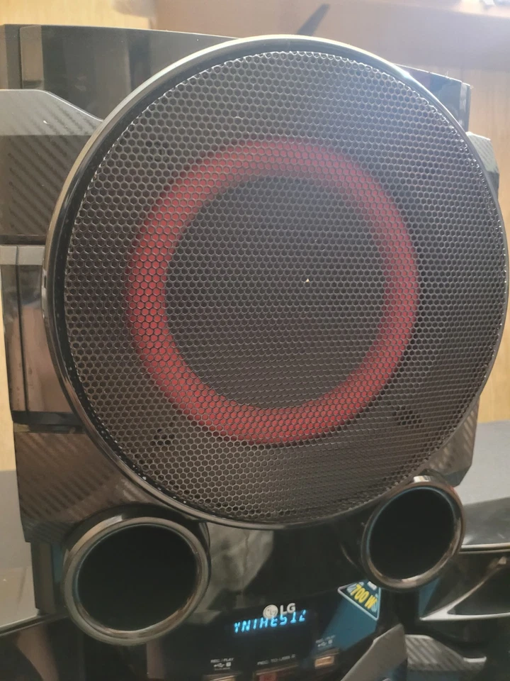 LG CM4550 700W 2.1 Channel Mini Shelf Bluetooth Stereo w/ Subwoofer, CD FM Radio - image 3 of 4