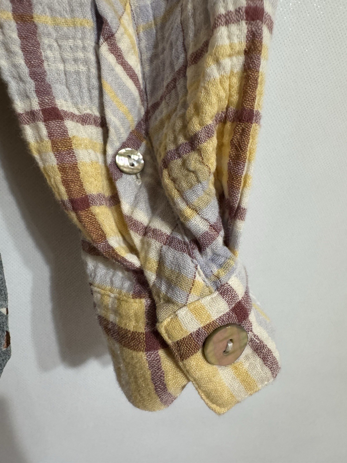 John Mark Size Medium Button Embroidered Shirt Be… - image 10