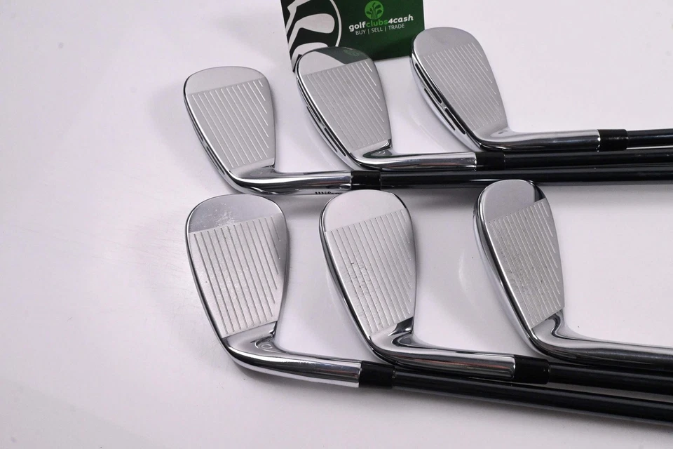 Wilson Staff DYNAPWR 2023 Forged Irons / 5-PW / Regular Flex Recoil DART 70 Shaf - Image 3 of 4