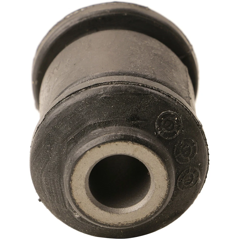 Buje de brazo de control Moog K90719 delantero lado conductor o pasajero inferior para VW Golf Foto 2 de 4