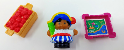 Fisher Price Little People Lot 1 Pirate, 1 treasure map and 1 apple crate