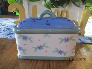 Pfaltzgraff Summer Breeze Stoneware Kitchen Keeper w/Lid Green Blue White EUC