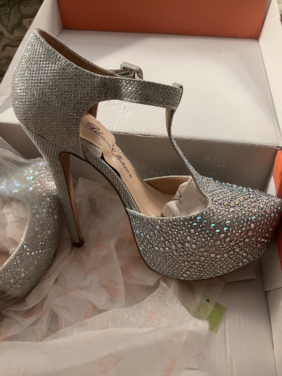 Escarpins Blossom Collection Talons Aiguilles Silver – Taille 7 US