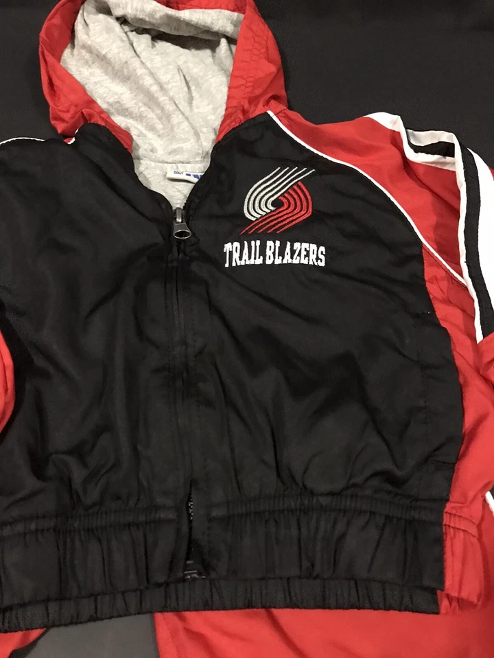 NBA Portland Trail Blazers Child/Youth Jogger/Track ZIp-Up Hoodie & Pants Set 3T - Image 2 of 4