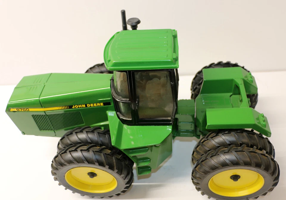 John Deere 8760 Tractor 4wd 1988 Special Edition By Ertl 1/16 Scale NB Die Cast - Image 3 of 4