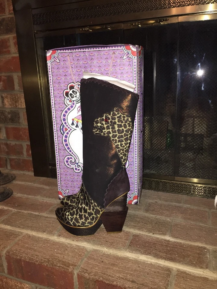 Sexy BOTAS DE TACÓN ALTO CUÑAS DE VAQUERO LEOPARDO PUMA ALTA ELECCIÓN IRREGULAR Talla 7,5 Foto 2 de 4