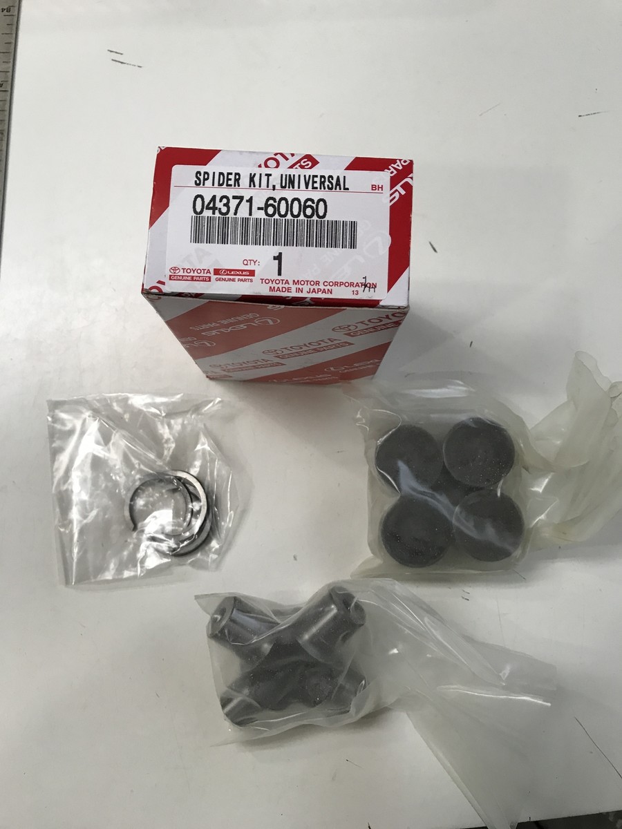 TOYOTA GENUINE SPIDER KIT FRONT PROPELLER SHAFT 04371-60060 LEXUS