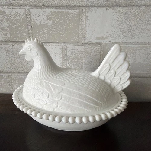Vintage NOS Indiana Glass White Milk Glass Hen on Nest 7" Open Bead Edge