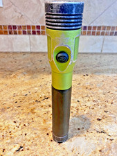 Streamlight Stinger LED Flashlight Lime Green Reconditioned New Battery