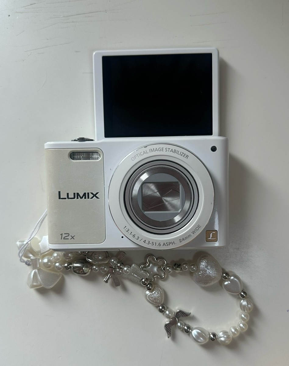 Panasonic LUMIX DMC-SZ10 Flip Screen 16MP Digital Camera White
