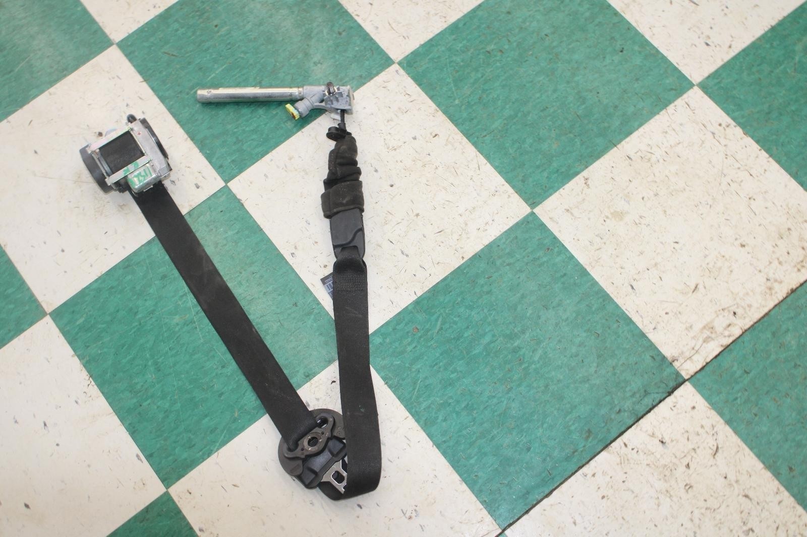14-20 MASERATI GHIBLI RH RF Passenger Right Side Front Seat Belt Retractor OEM