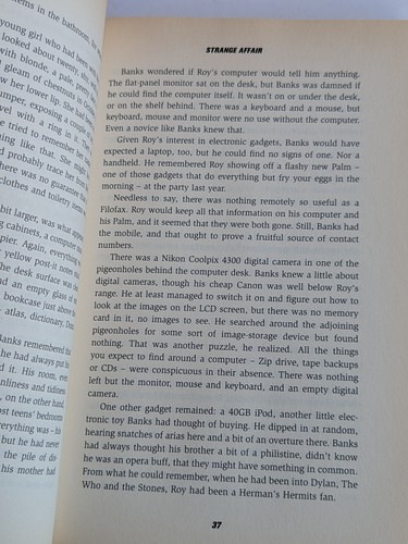 Strange Affair by Peter Robinson GC PreOwned Drama Thriller - Foto 11 di 11