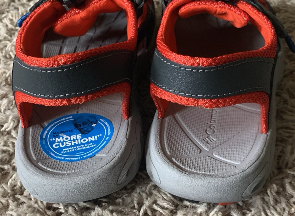 Sandalias de agua COLUMBIA Techsun Vent jóvenes niños talla 5 negras y rojas senderismo Foto 4 de 4