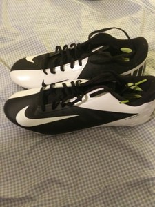 bottom of soccer cleats