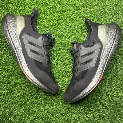 The Nike Mind 001 Slide Shines In “Solar Red”