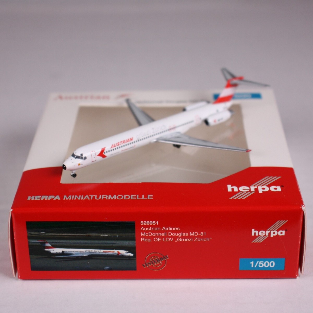 Herpa 526951 Austrian Douglas MD-81 Gruezi Zurich 1:500