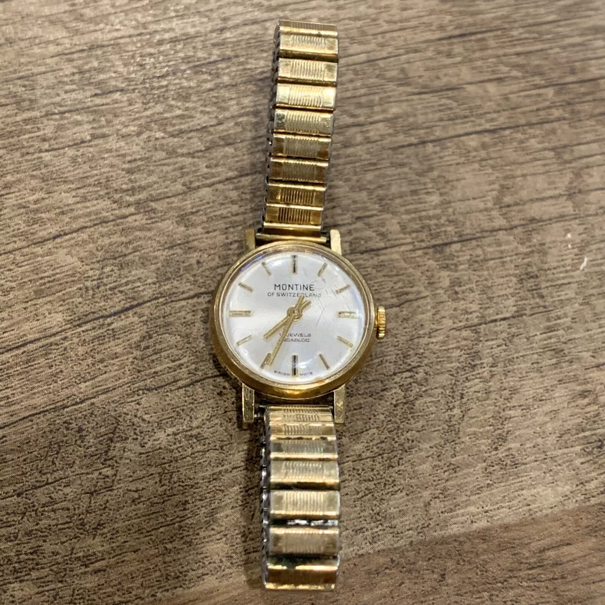 Vintage Montine Of Switzerland 17J Ladies Wind Watch 20mm Case