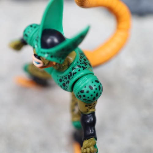 Dragon Ball HG Cell Second Form Figure - Picture 20 of 20