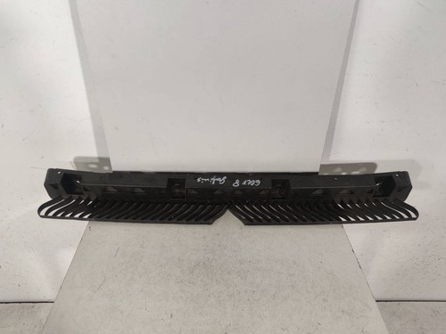 Volkswagen Golf VIII 2019 Stoßstange hinten Halterung 5H6807863 GIO2675