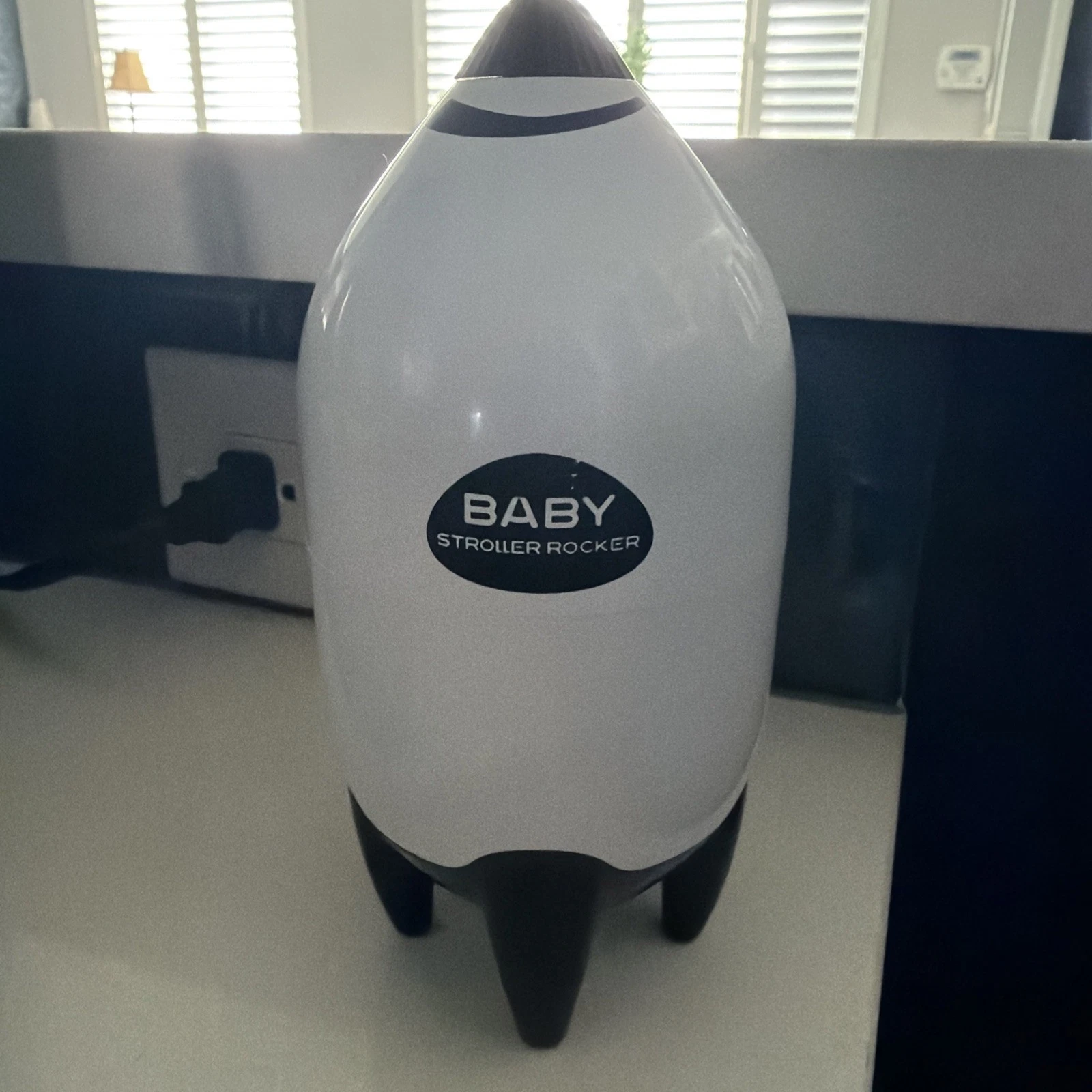 Baby Rocker Rechargeable Portable Stroller Accessory-No charger
Opens in a new window or tab