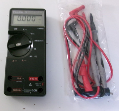 Fluke 79 Series II  Multimeter Calibrated plus leads.