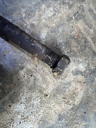 1988 suzuki lt250r Swingarm Bolt 4 - Picture 2 of 3