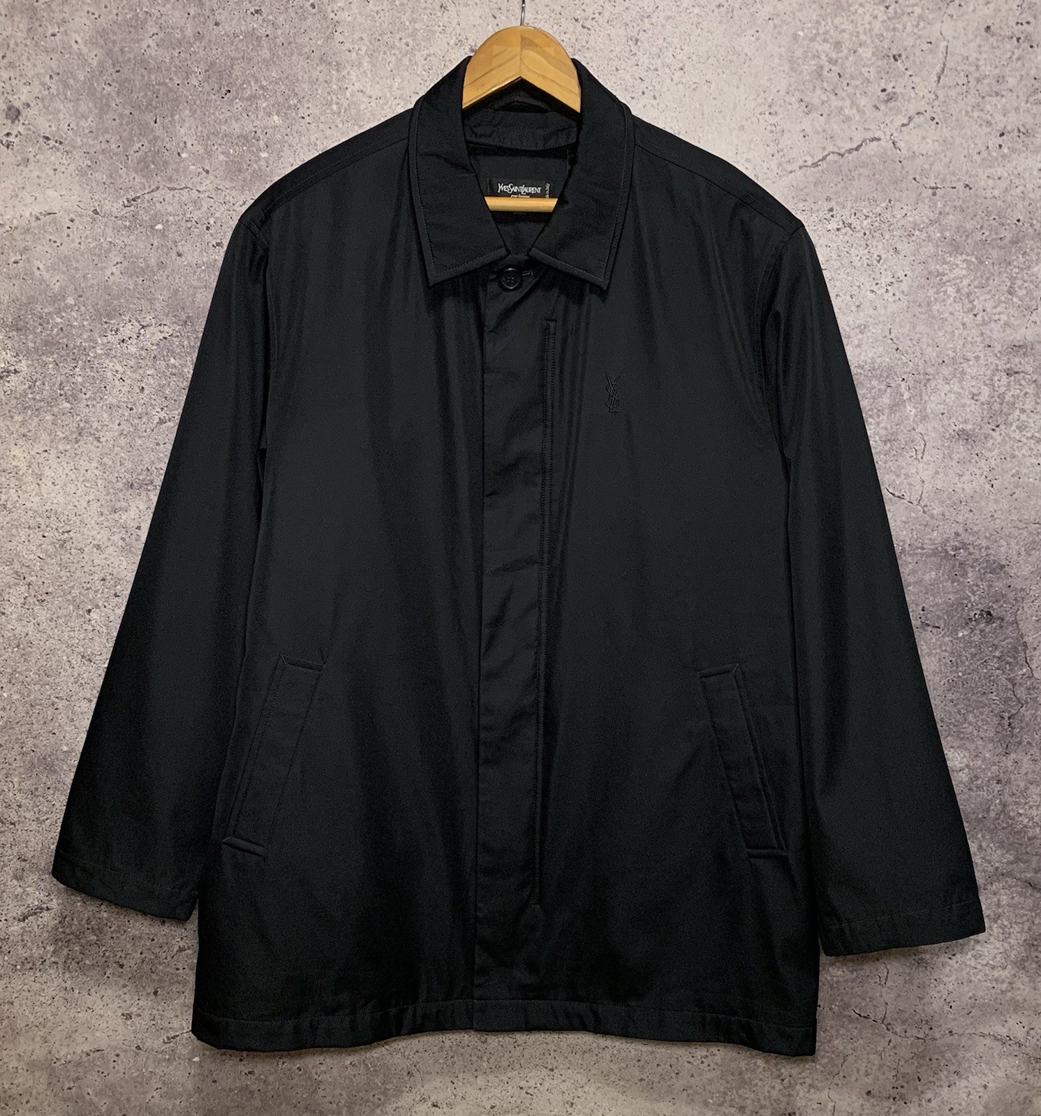 Giacca YSL Yves Saint Laurent vintage uomo nera con bottoni zip Made in Italy taglia 54