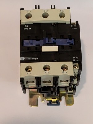 Telemecanique LC1 D8011 Contactor LX1D6F7 110V Coil 125A New 