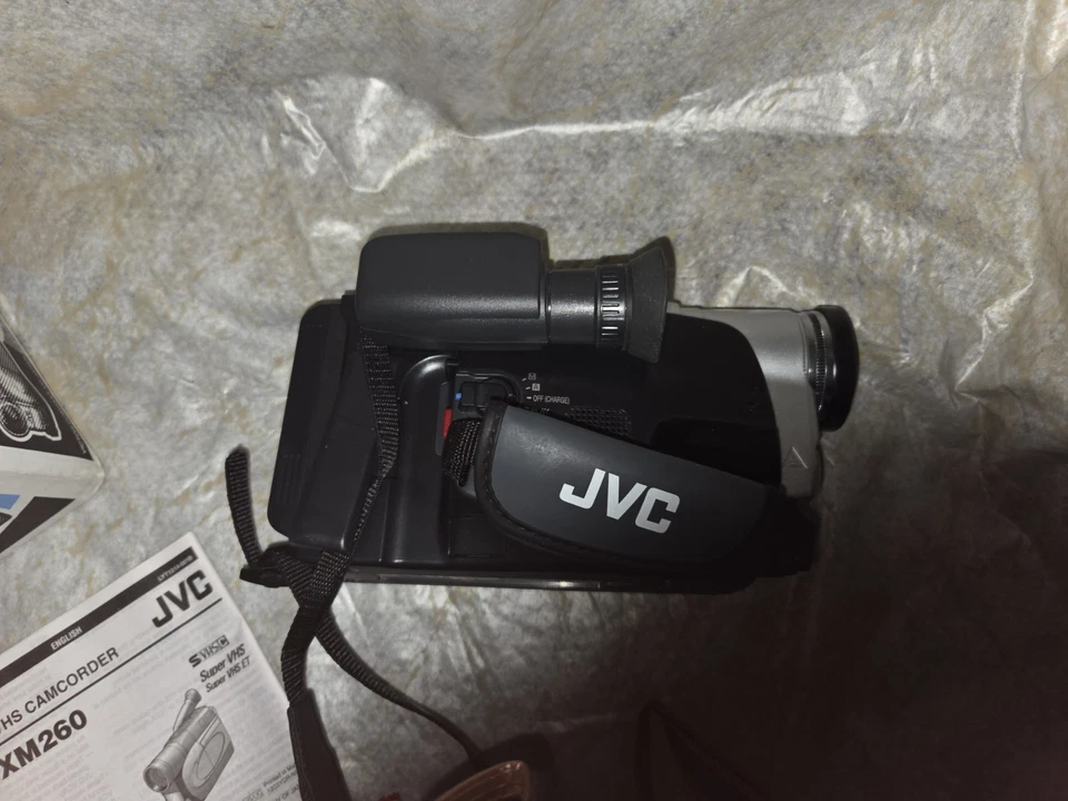 JVC  GR-SXM260U Super VHS SVHS S-VHS SVHSC Camcorder VCR Player Video - Image 4 of 4