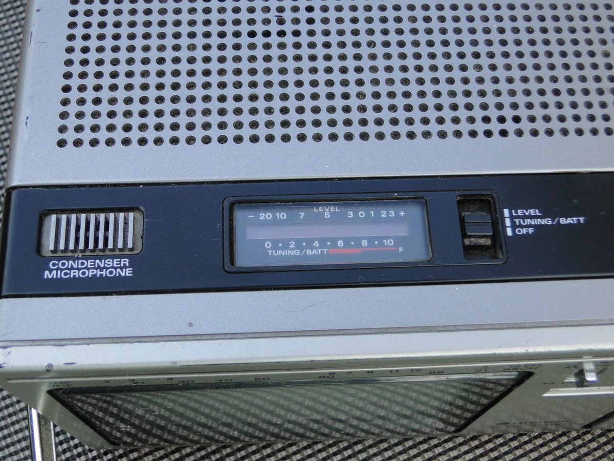 テレビ HITACHI TRIMODE PORTABLE CONSUMER Hitachi Portable Trimode