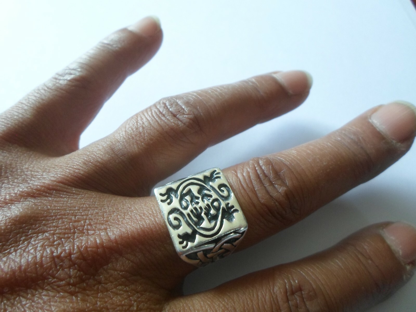 solid silver ring, knight, arabesques, size 58 - image 2