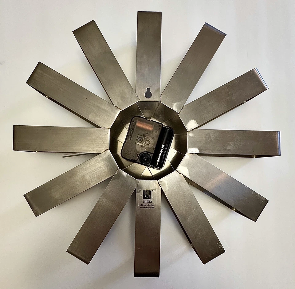 Reloj de Pared Cinta Umbra Años 2000 Modernista Michelle Ivankovic Acero Inoxidable De Colección Foto 3 de 4