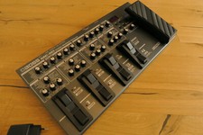 Boss ME-80 Multieffekt + Boss 9V Netzteil, gu...