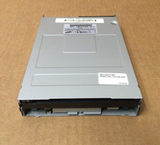 Samsung SFD-321J/Compaq PN 176137-F30 1.44MB 3.5 Floppy Disk Drive/No Bezel