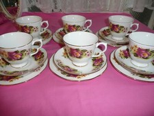Gainsborough 18 Piece Bone china Tea Set