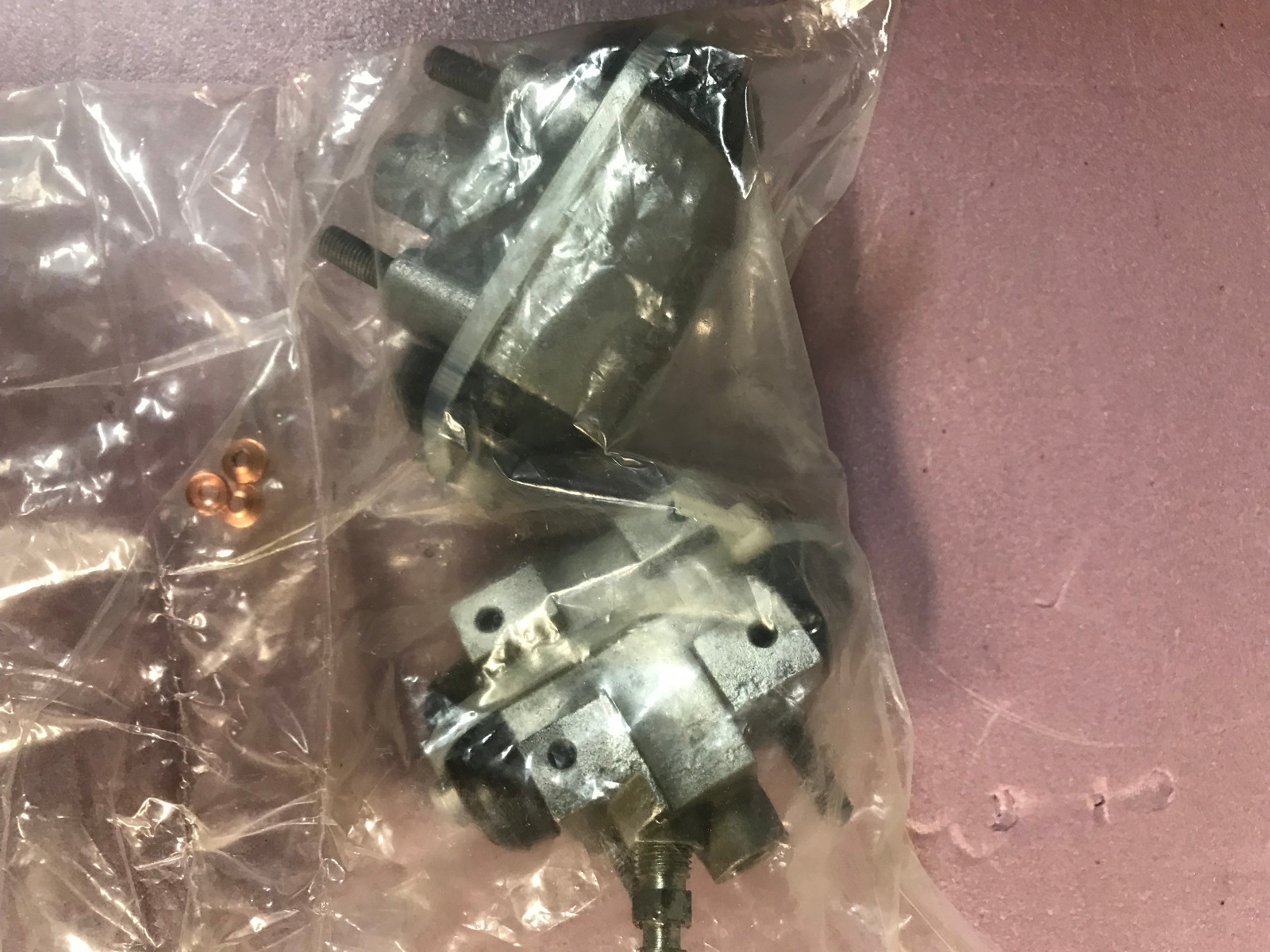 Maserati 3500 / Vignale Pair of Rebuilt Rear wheel cylinders