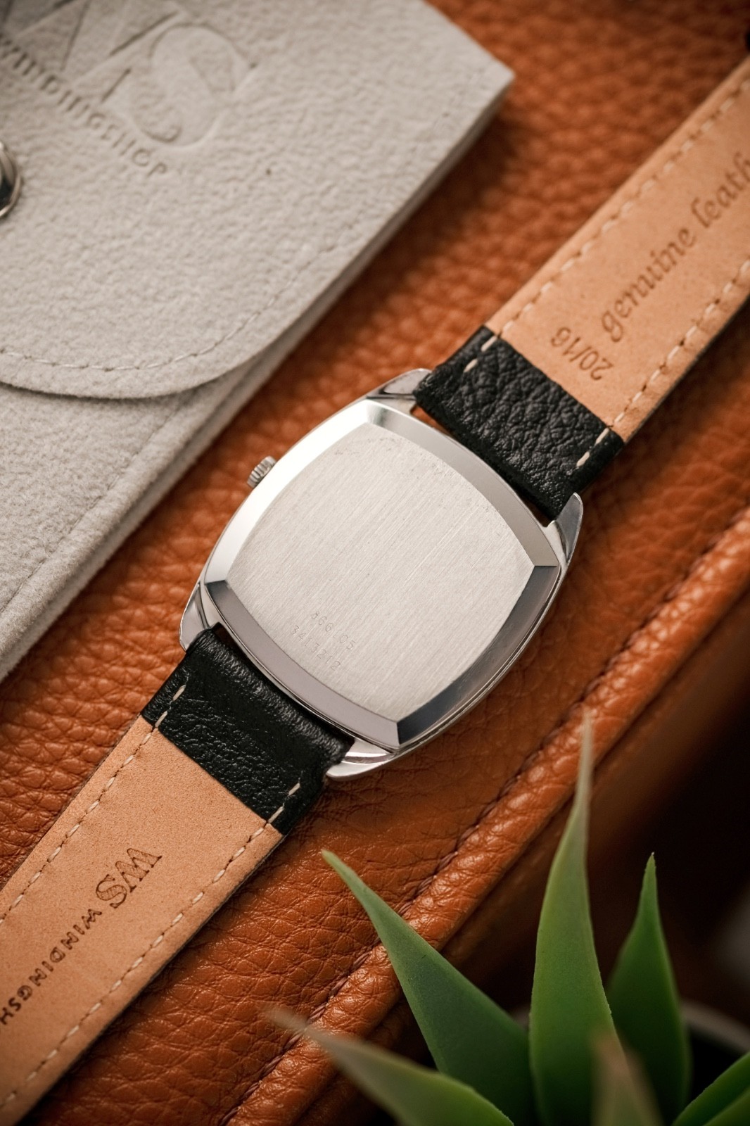 Universal Geneve White Shadow Rectangular, ref. 8… - image 16