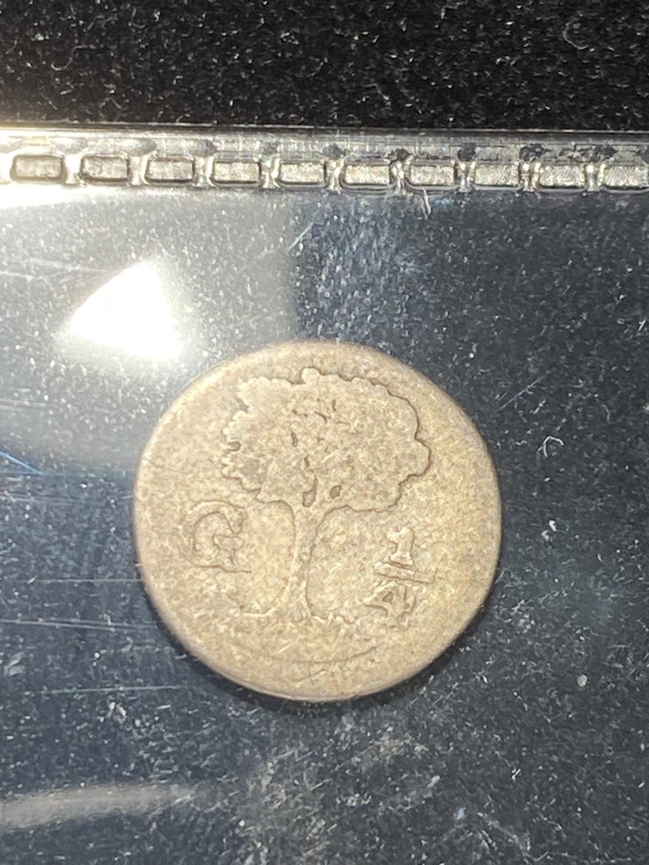 SCARCE Central American Republic (Guatemala) SILVER 1844 1/4 Real KM# 1 - Image 2 of 2