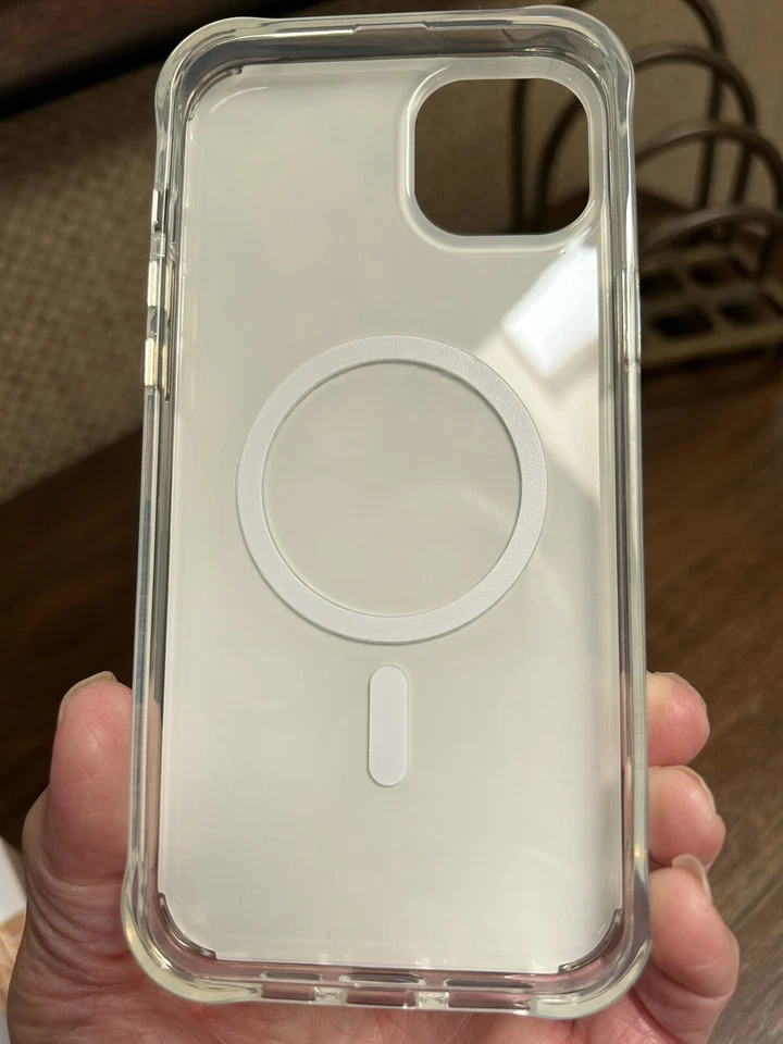 KARMA by Body Glove MagSafe 保护壳 仅适用于 iPhone 14 Plus - 腮红海军蓝花卉 - 二手状况完好 — 第 3/4 张图片