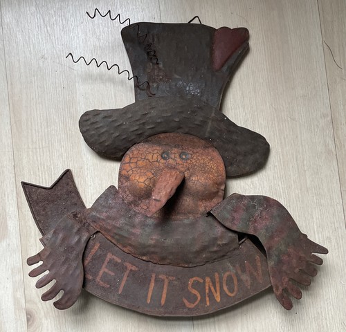 Rusty Metal Snowman sign 3D “Let It Snow”