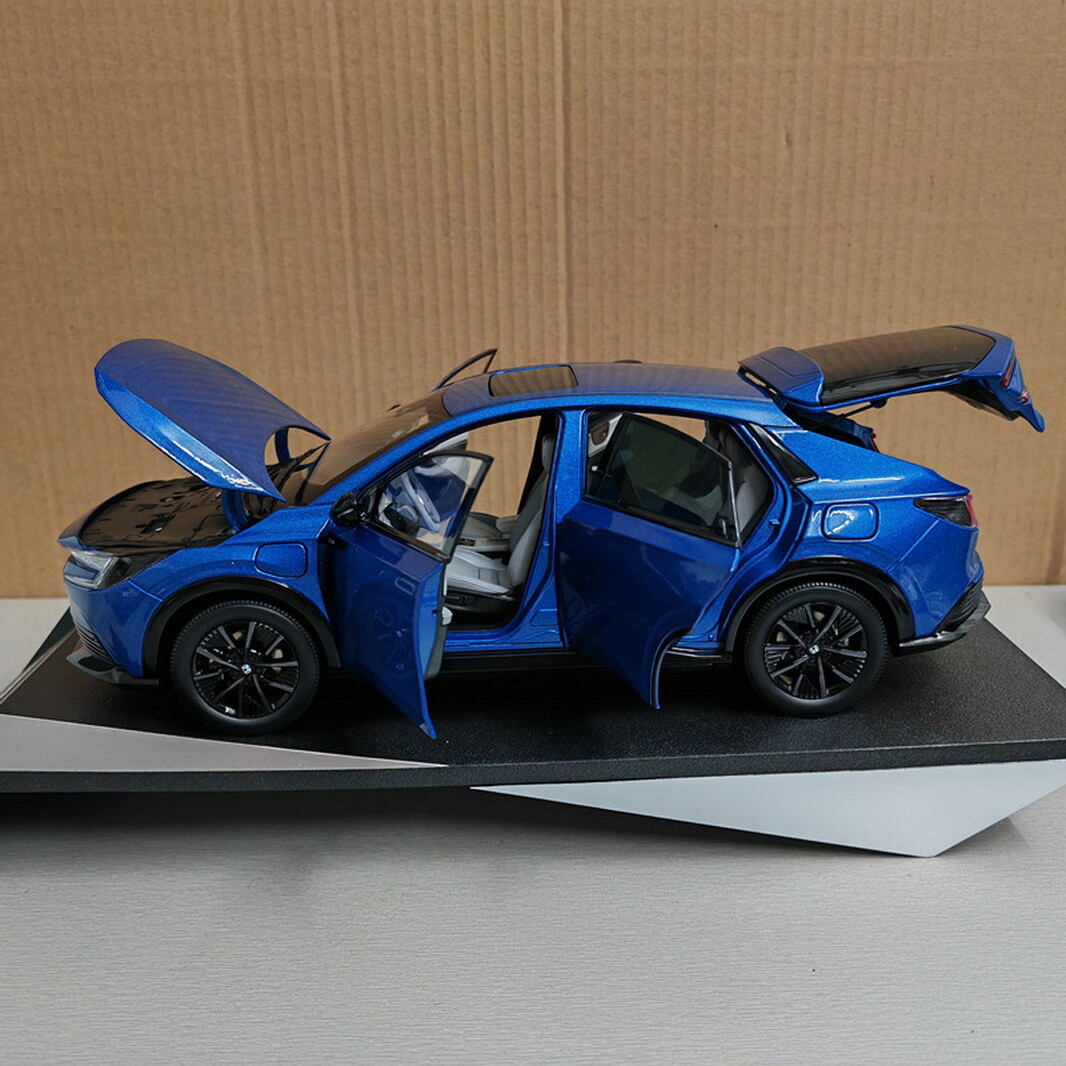 MCG /イクソ 1/18 アバルト 500e 2024 (ライトブルー) ixo IXO 1/18 フィアット アバルト 500e 2024 イエロー イクソ
