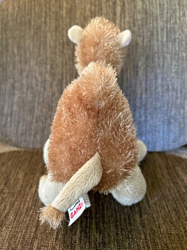 Camel Brown Ganz 10 in long 9 in height tan in good condition - Picture 6 of 9