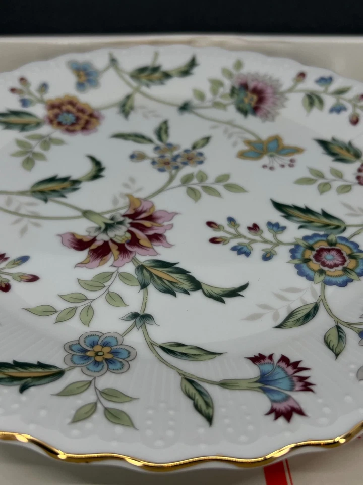 "Plato para pasteles Andrea by Sadek de 10"" con patrón floral de Buckingham para servidor de pasteles a juego" Foto 4 de 4